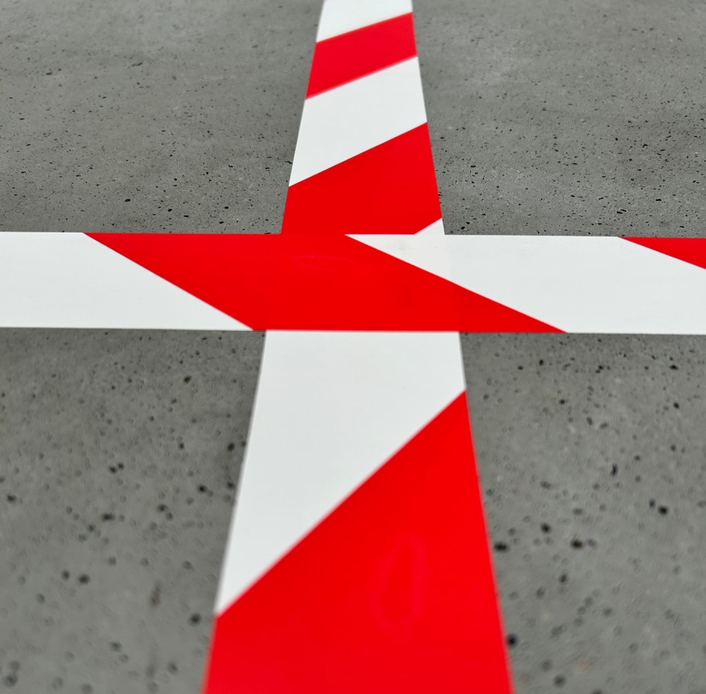 Taśma Ostrzegawcza Elastica PREMIUM PVC 50mm/33m WHITE/RED