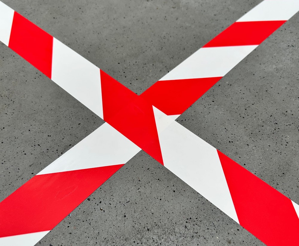 Taśma Ostrzegawcza Elastica PREMIUM PVC 50mm/33m WHITE/RED